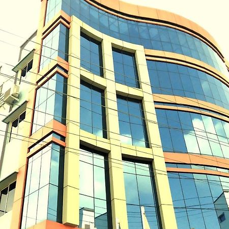 Apple Park Annexe Hotel Tiruchirappalli Eksteriør billede