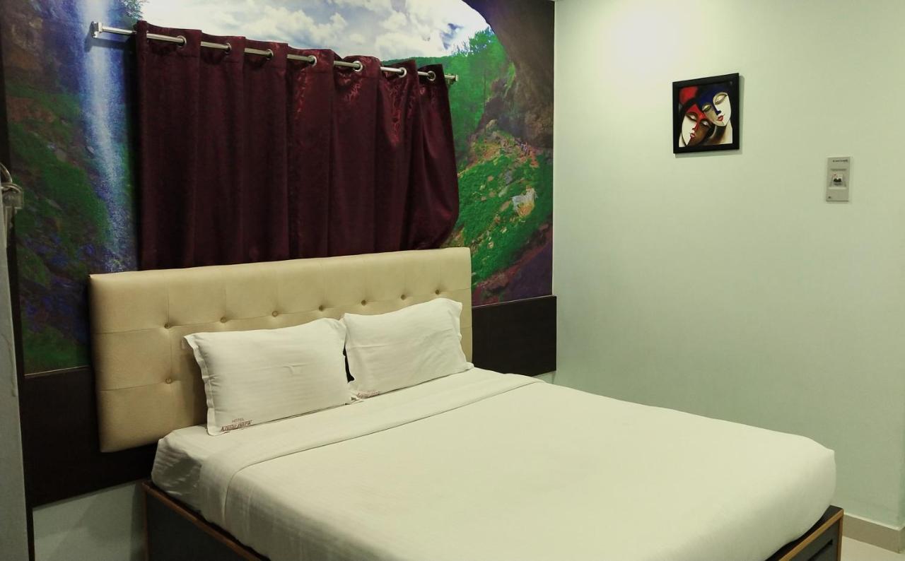 Apple Park Annexe Hotel Tiruchirappalli Eksteriør billede